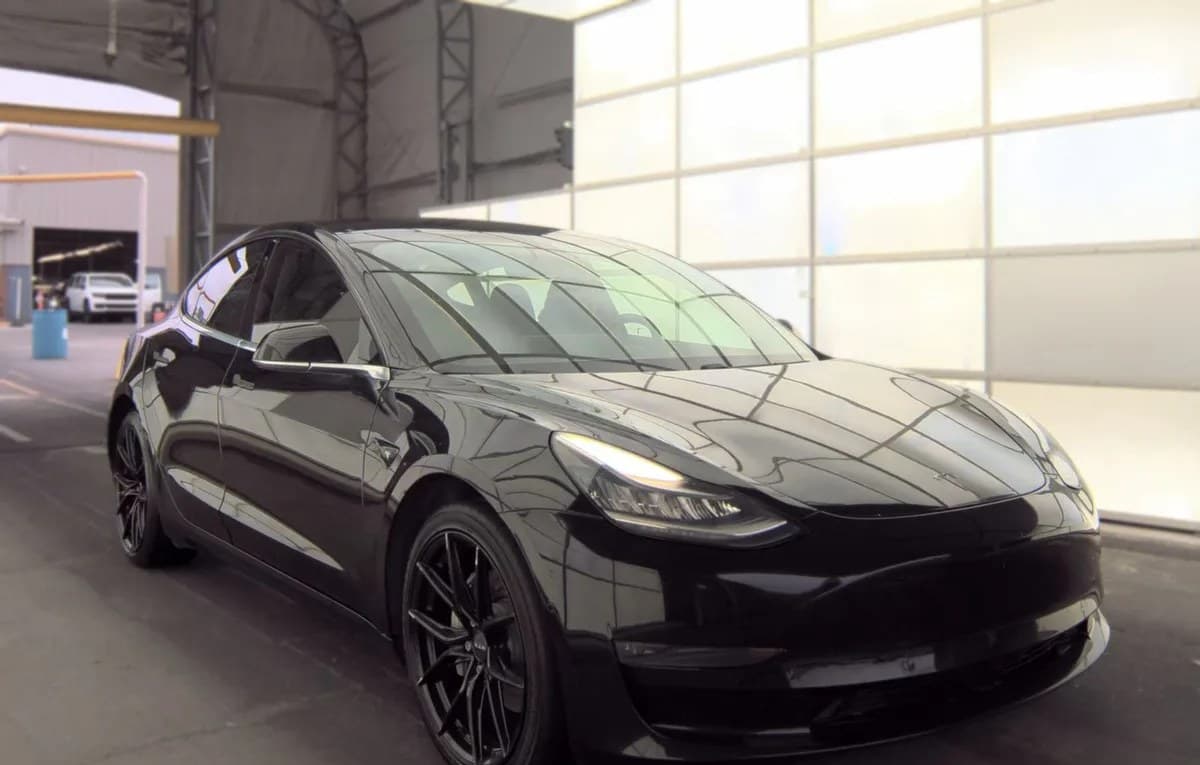 2018 TESLA MODEL 3 LONG Range 4