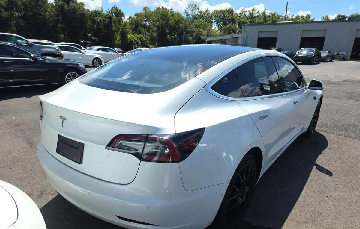 2020 TESLA MODEL 3 STANDARD RANGE PLUS 4