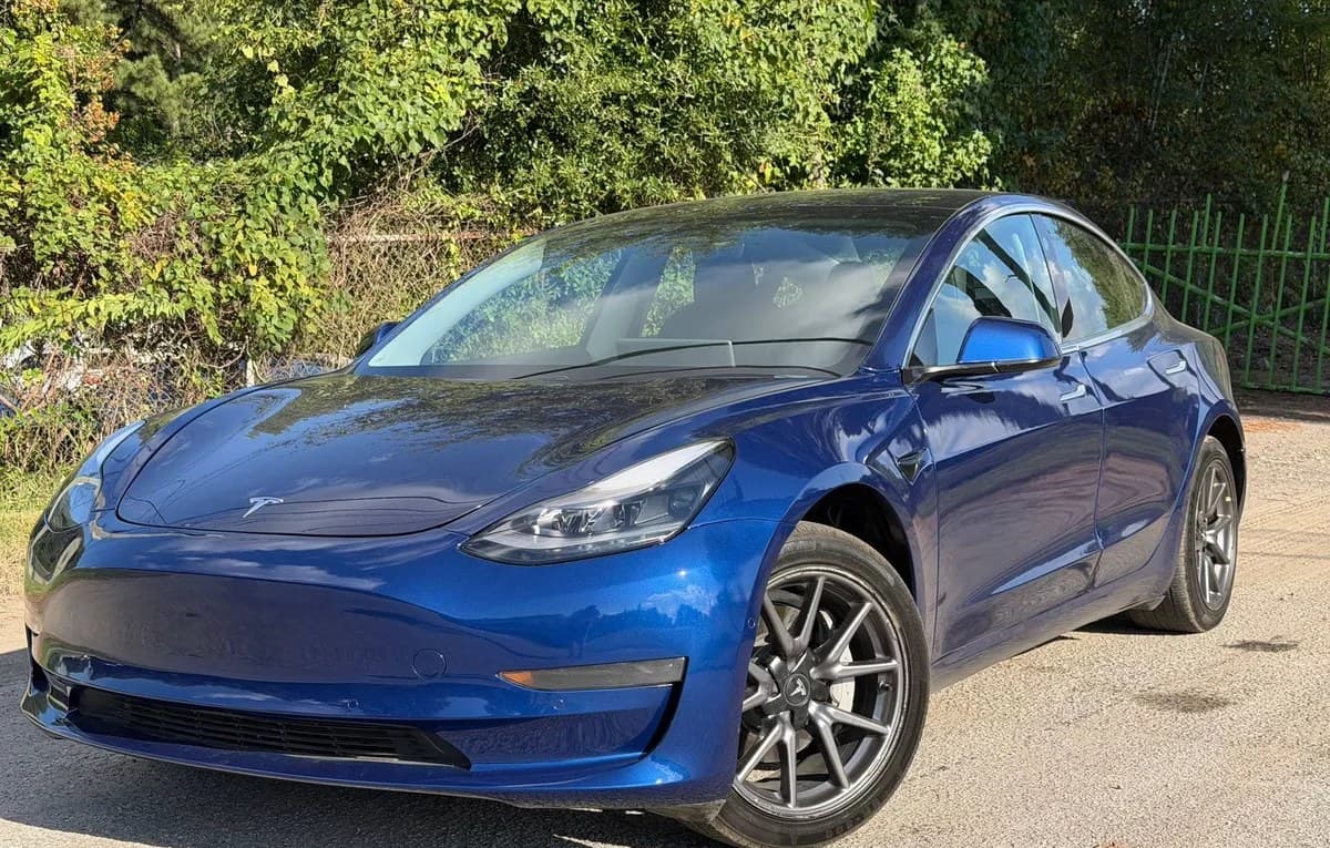 2020 TESLA MODEL 3 STANDARD RANGE Plus 2