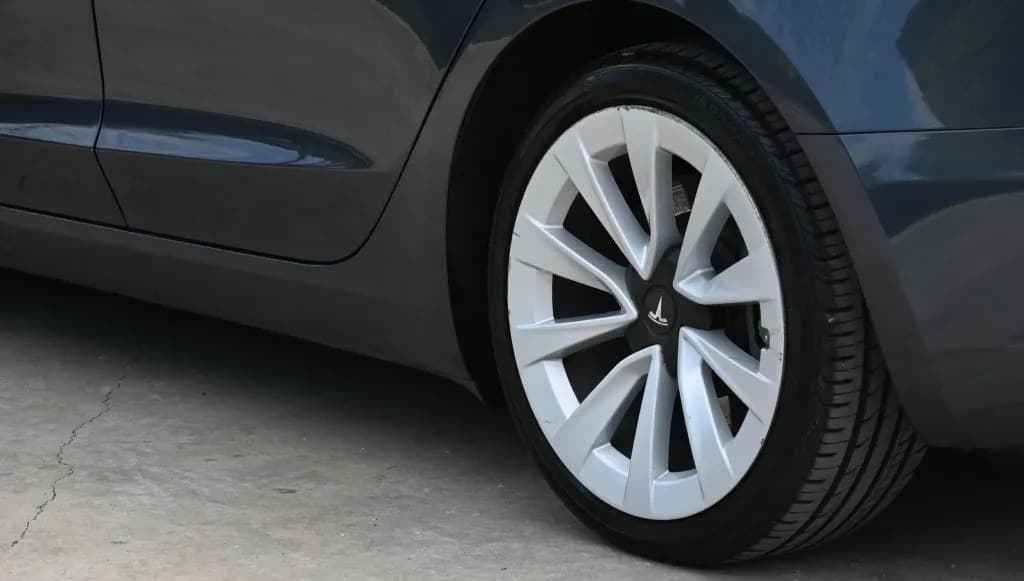 2023 TESLA MODEL 3 STANDARD RANGE 6
