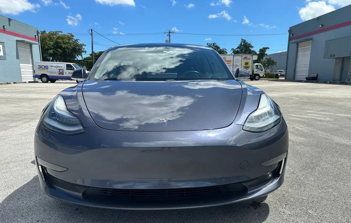 2018 TESLA MODEL 3 MID RANGE 2