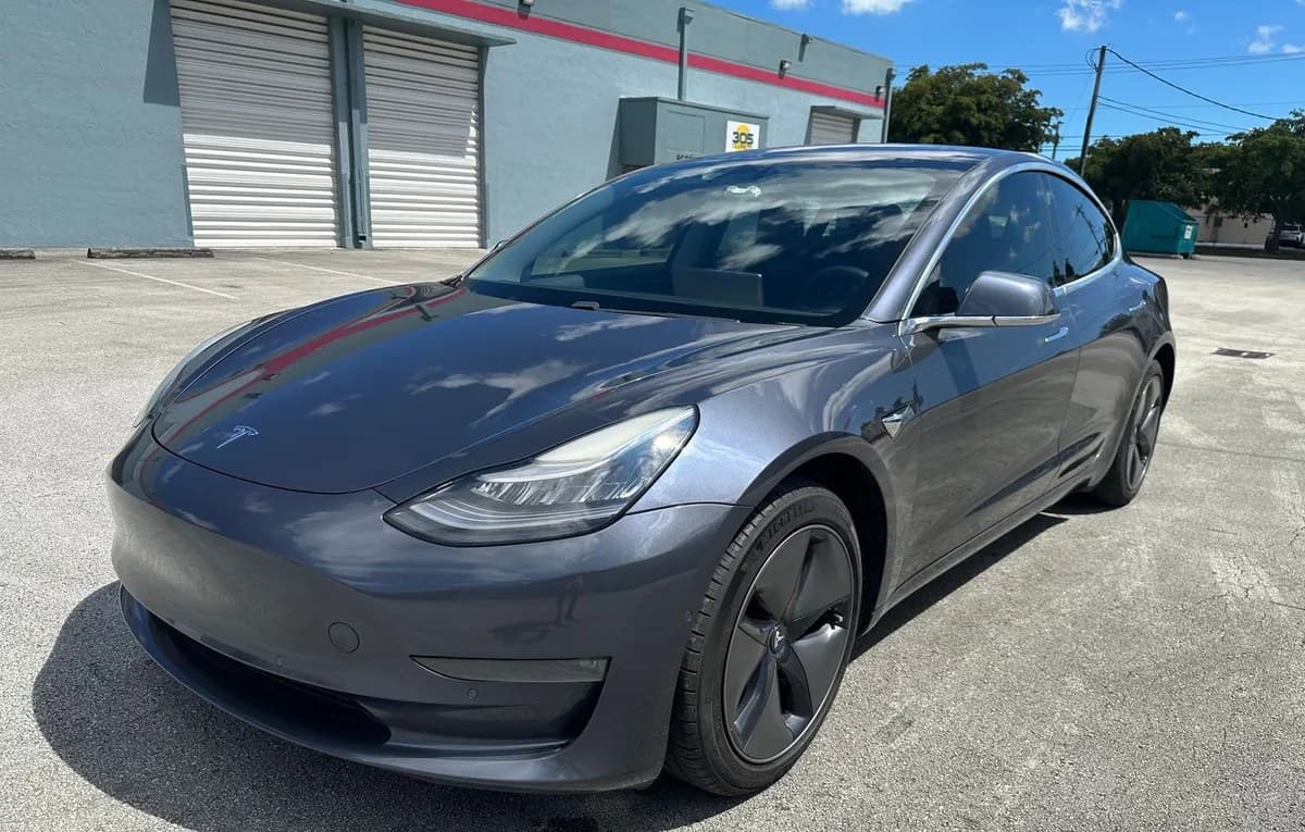 2018 TESLA MODEL 3 MID RANGE 3