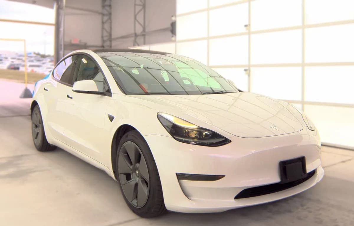 2023 TESLA MODEL 3 STANDARD Range 4