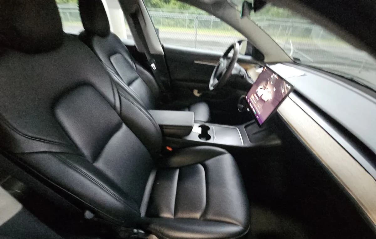 2023 TESLA MODEL 3 STANDARD RANGE 5