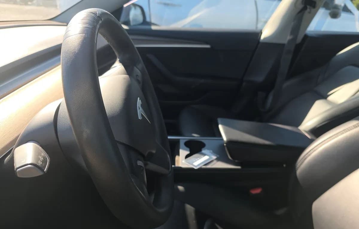 2021 TESLA MODEL 3 STANDARD RANGE PLUS 7