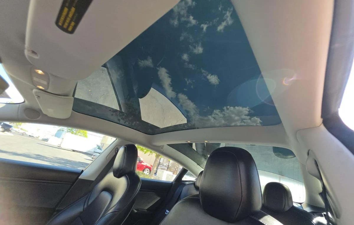 2018 TESLA MODEL 3 MID RANGE 5