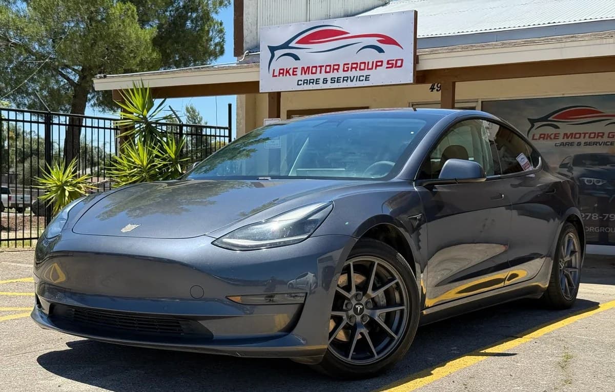 2021 TESLA MODEL 3 STANDARD RANGE Plus 4
