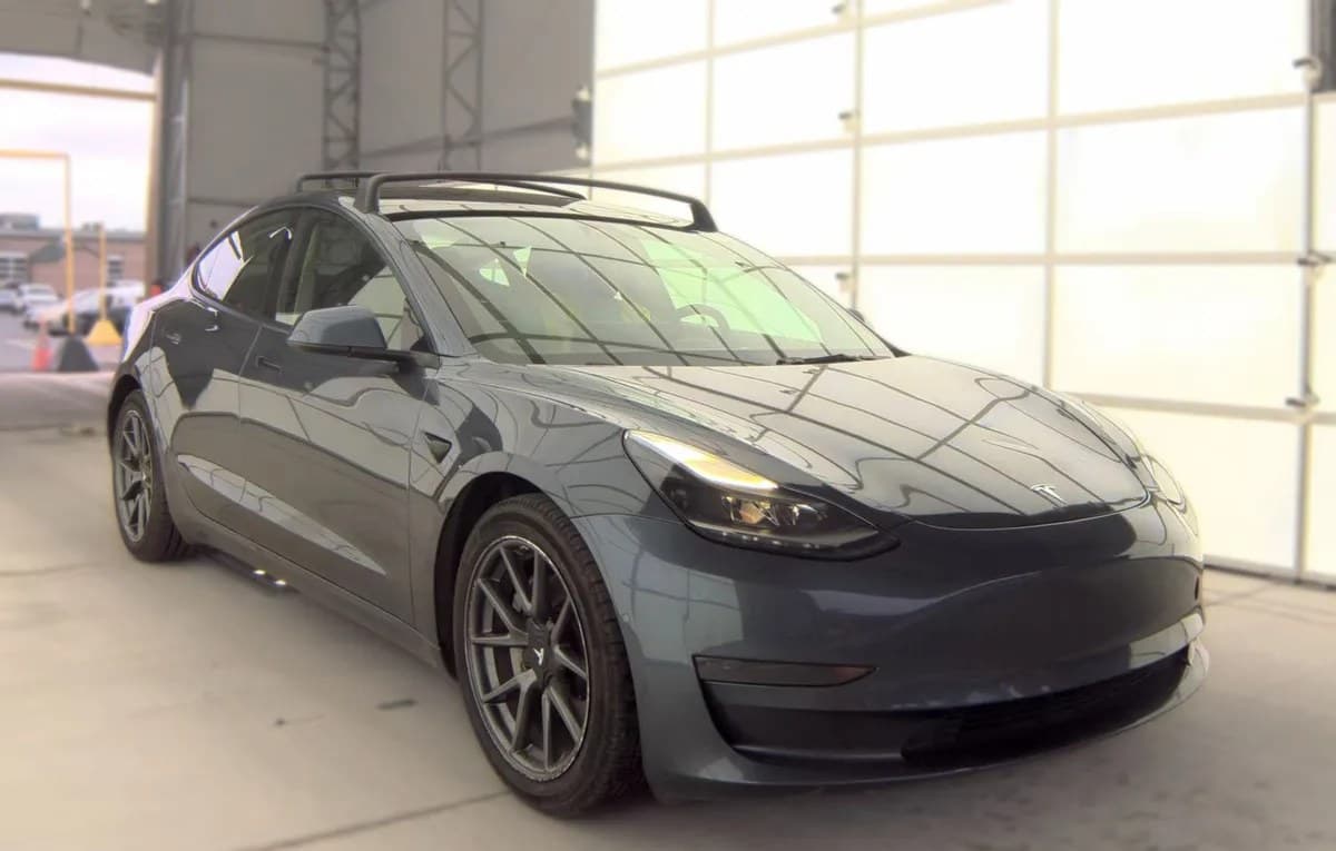 2022 TESLA MODEL 3 STANDARD Range 4