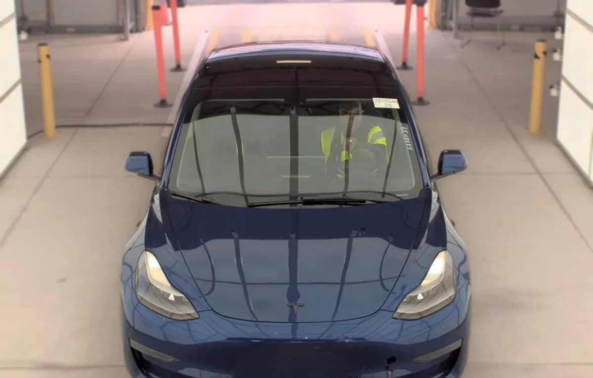 2022 TESLA MODEL 3 LONG RANGE 3