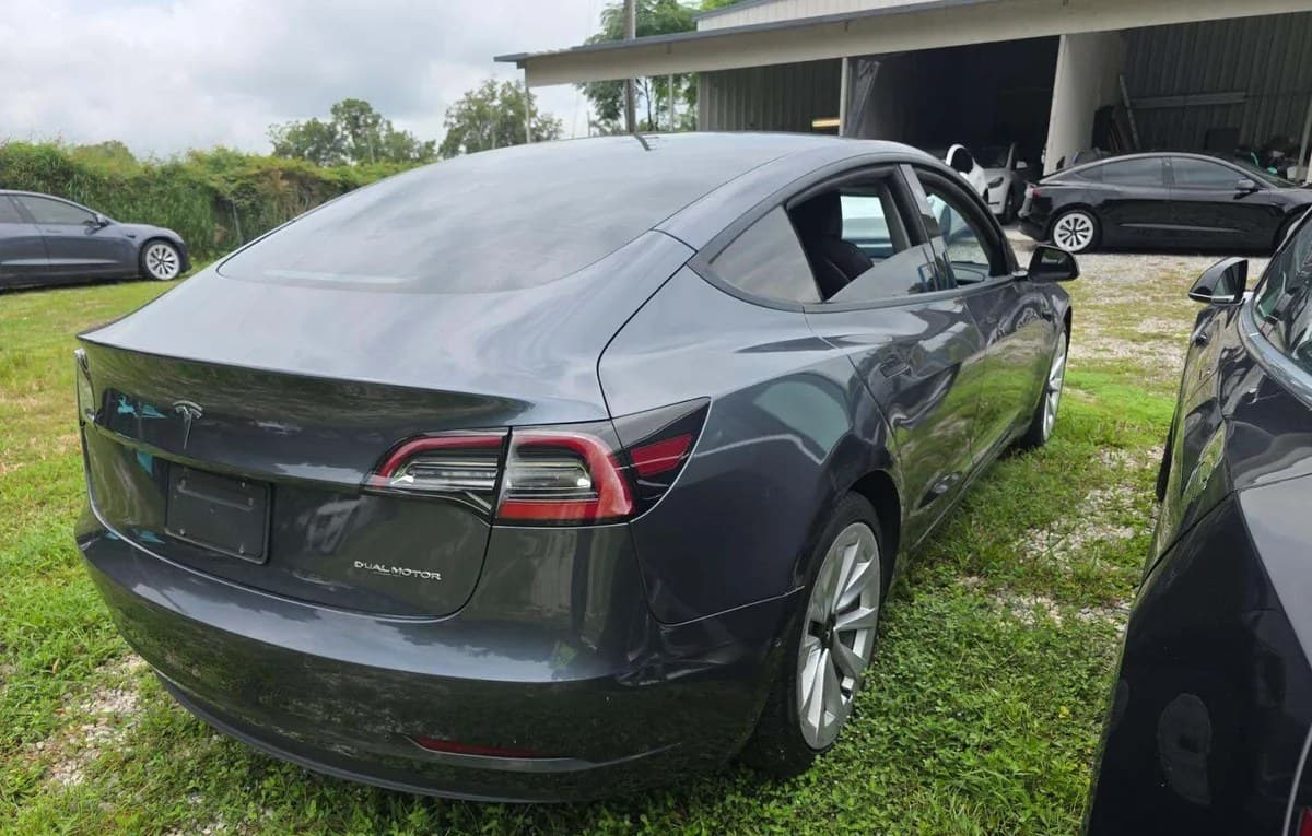 2022 TESLA MODEL 3 LONG RANGE 4
