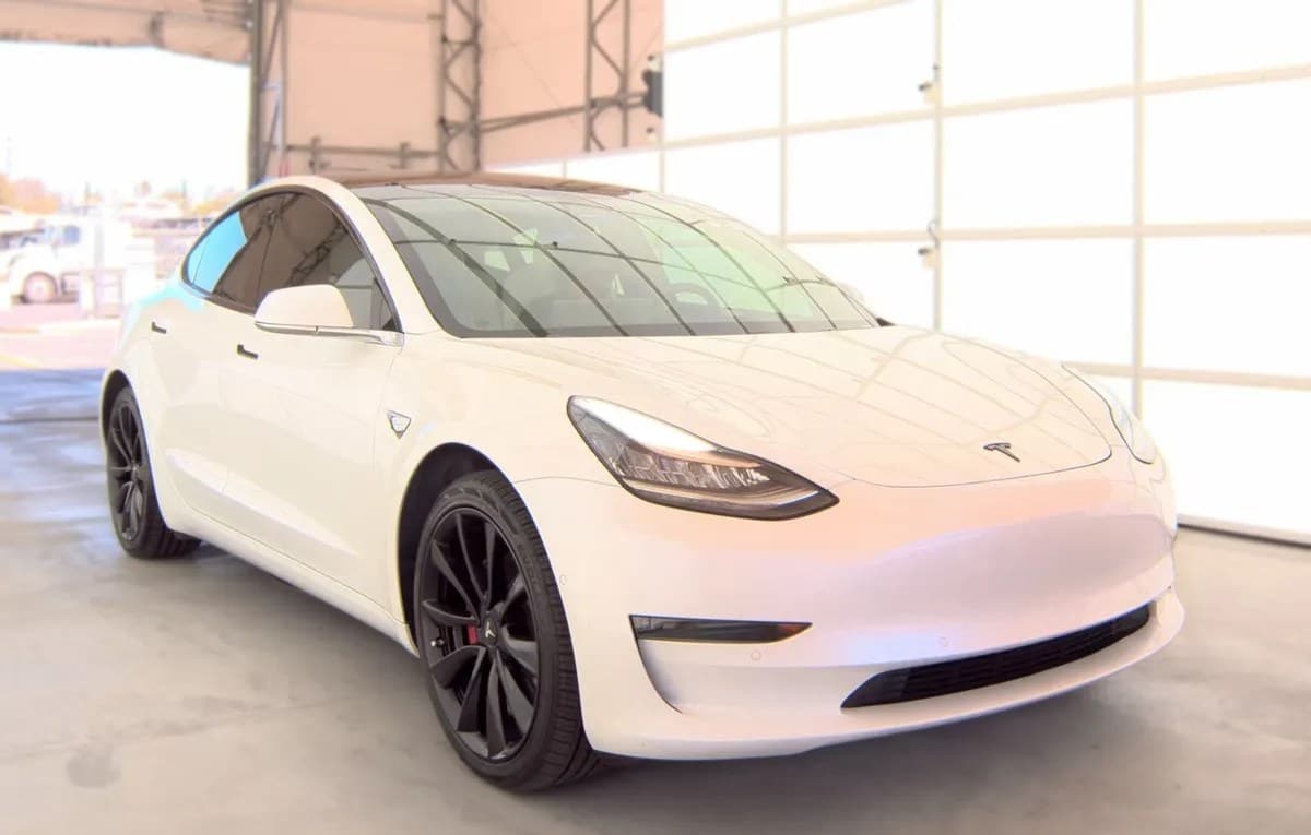 2019 TESLA MODEL 3 LONG Range 4