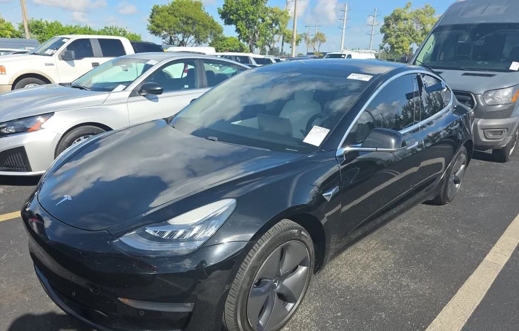 2020 TESLA MODEL 3 LONG RANGE 1