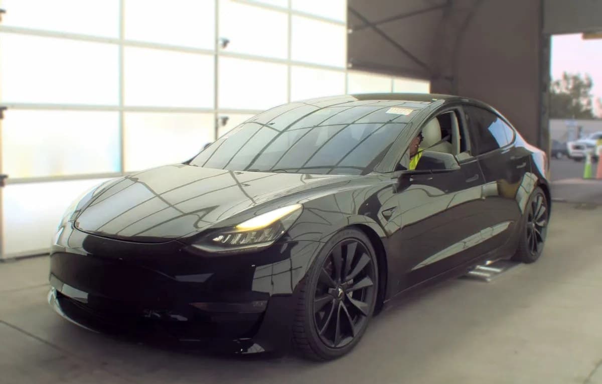 2018 TESLA MODEL 3 LONG Range 2