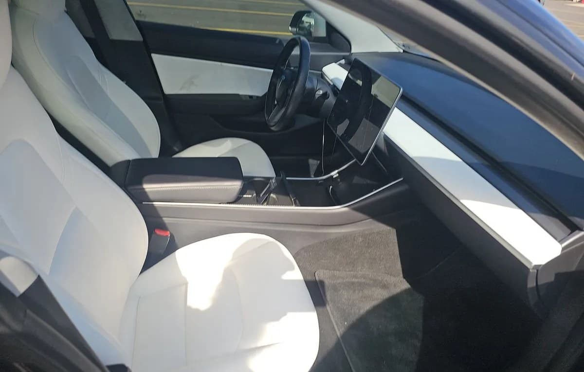 2018 TESLA MODEL 3 LONG Range 5