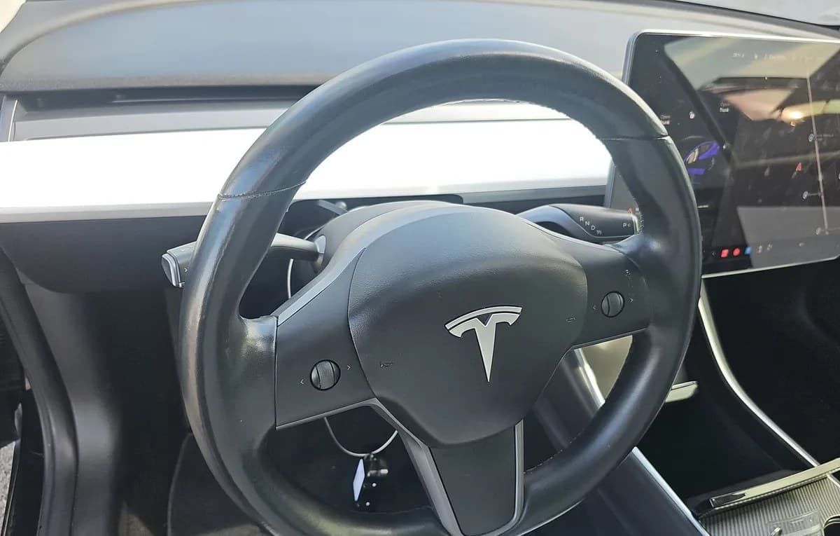 2018 TESLA MODEL 3 LONG Range 7