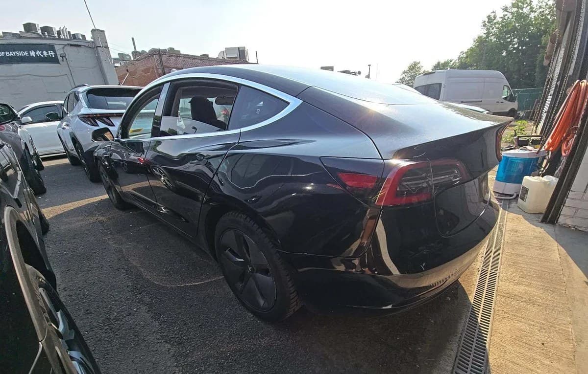 2018 TESLA MODEL 3 LONG Range 3