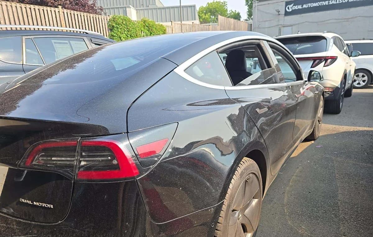 2018 TESLA MODEL 3 LONG Range 4