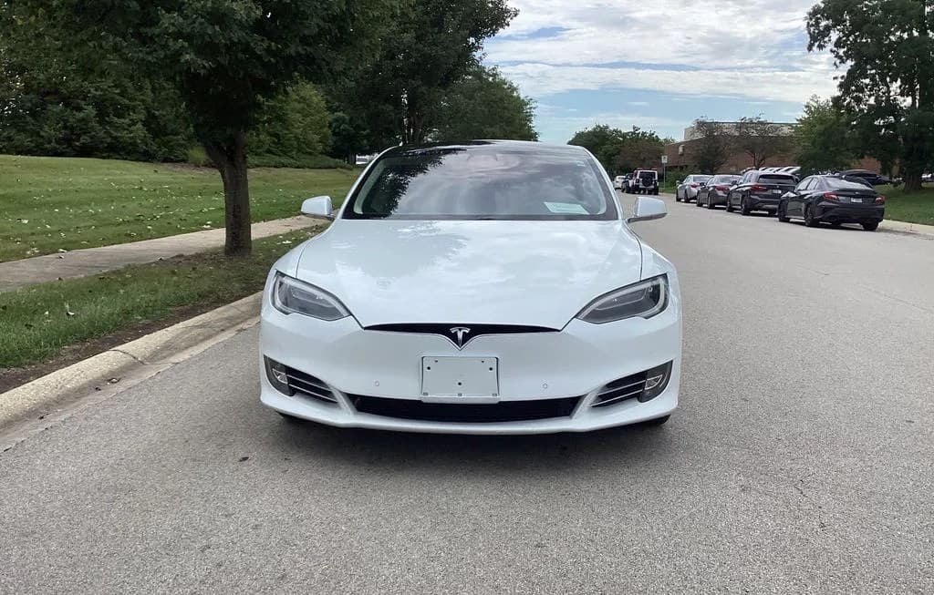2017 TESLA MODEL S 90D 3