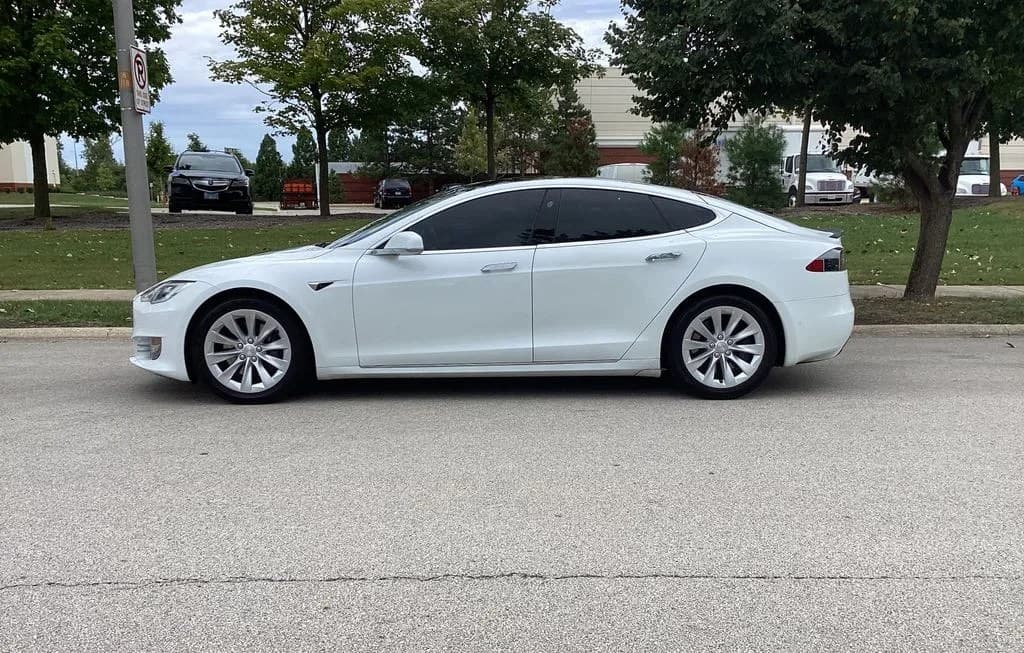 2017 TESLA MODEL S 90D 5