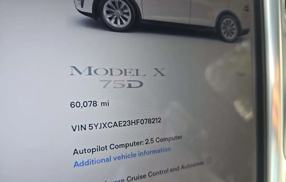 2017 TESLA MODEL X 75D 6