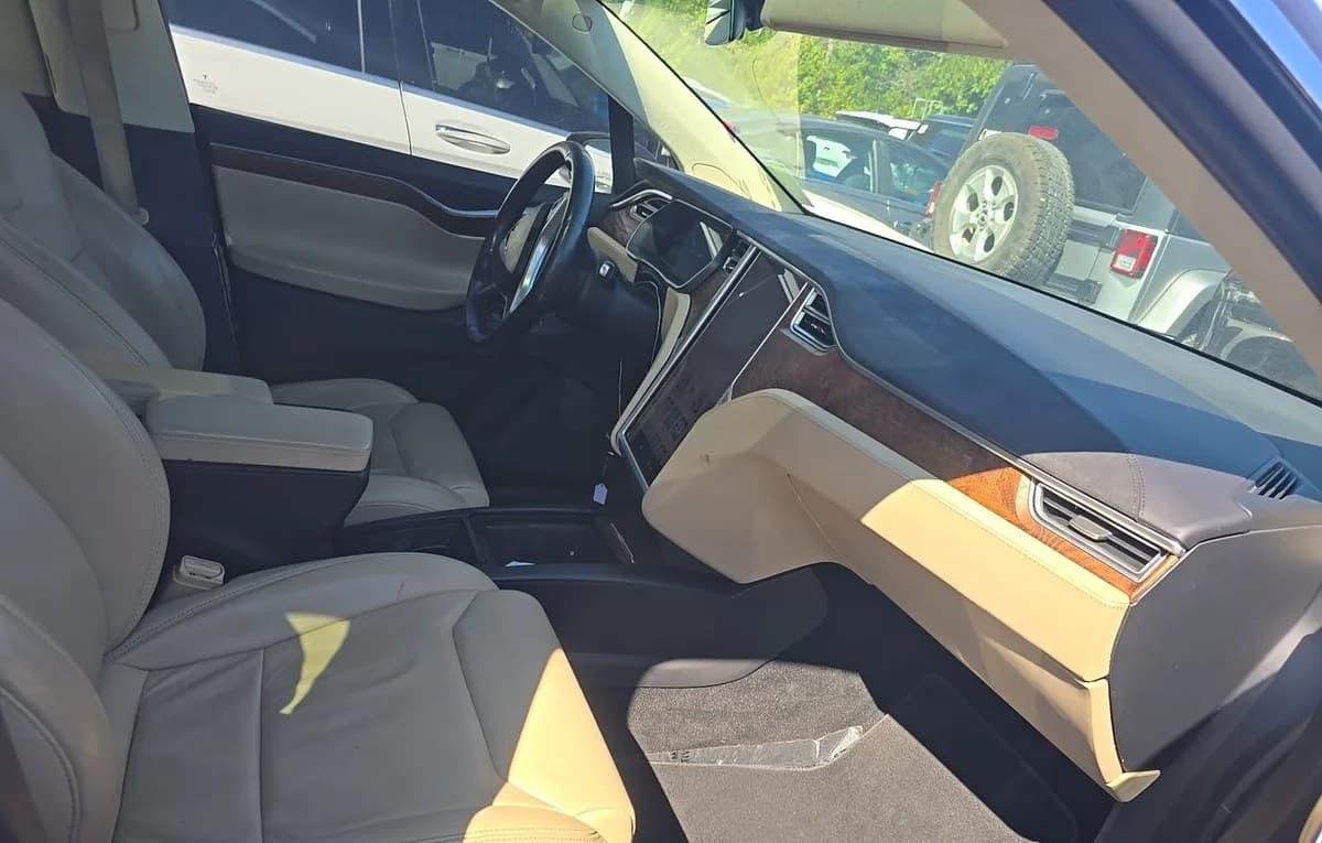 2017 TESLA MODEL X 100D 5