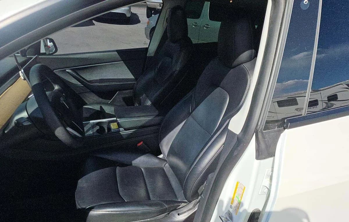 2021 TESLA MODEL Y LONG Range 4