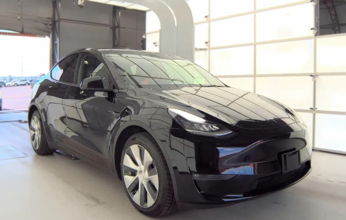 2021 TESLA MODEL Y LONG Range 4