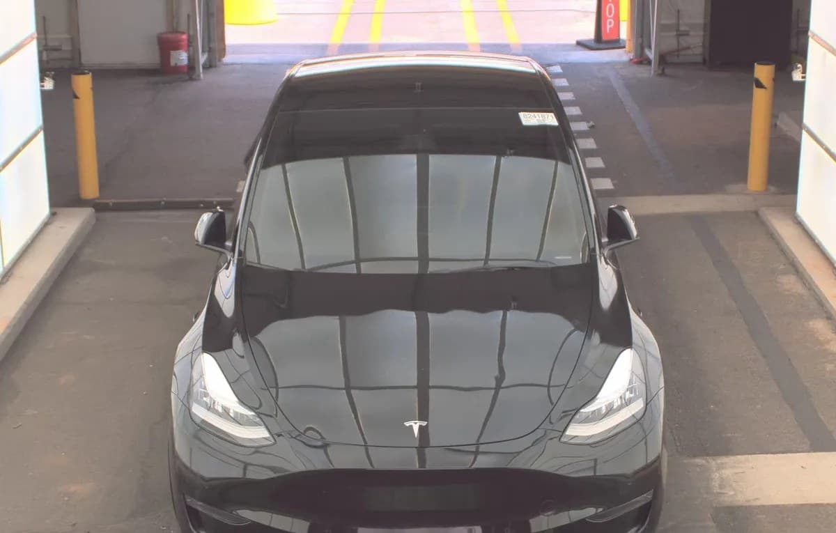 2021 TESLA MODEL Y LONG RANGE 3