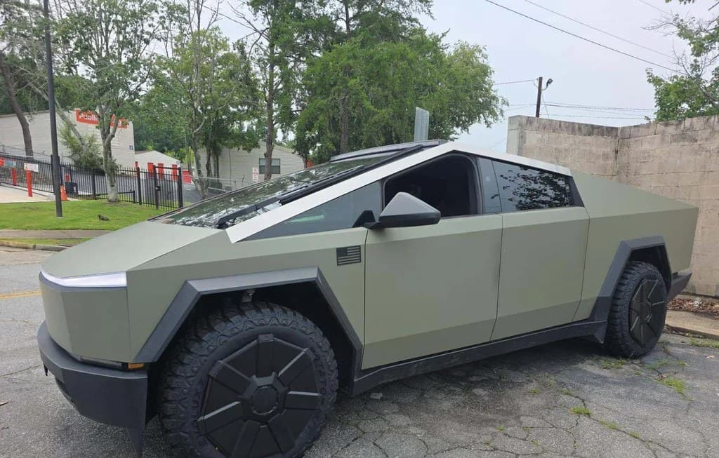 2024 TESLA CYBERTRUCK CYBERBEAST CREW CAB MEDIUM BED