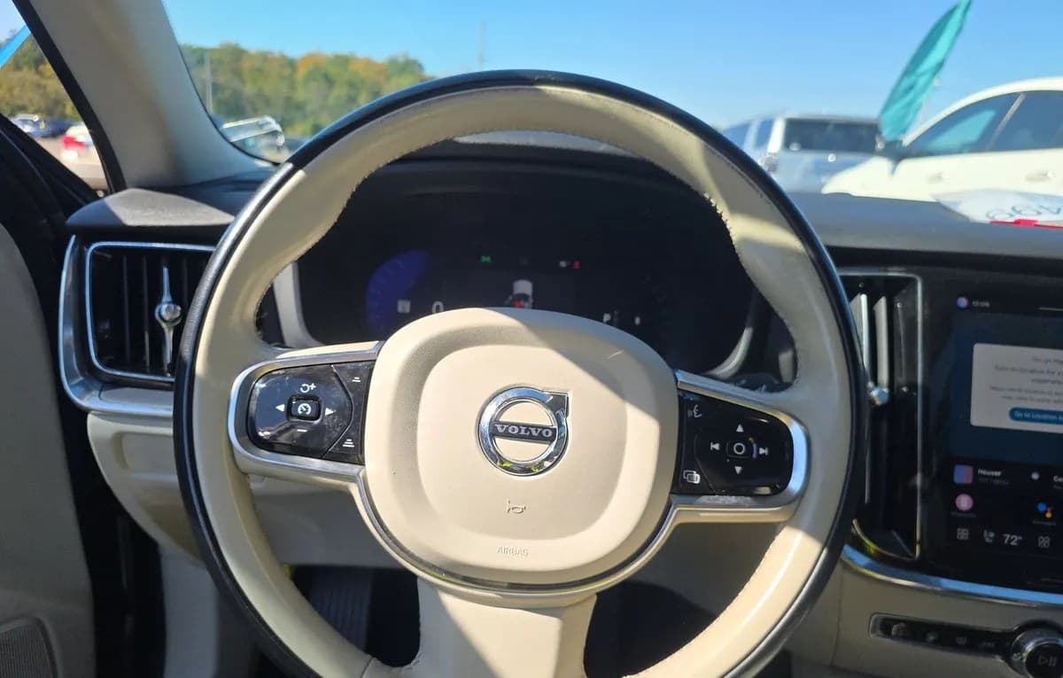 2024 VOLVO S60 B5 CORE DARK 7