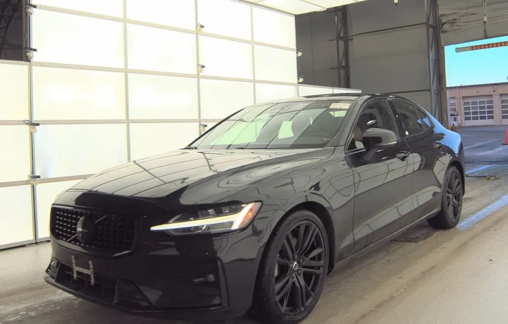 2023 VOLVO S60 B5 PLUS BLACK EDITION