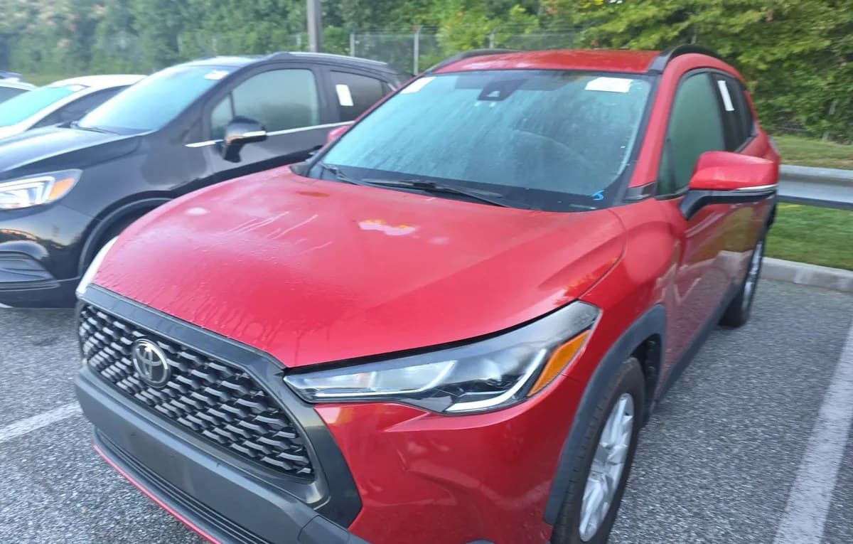 2022 TOYOTA COROLLA CROSS LE 2