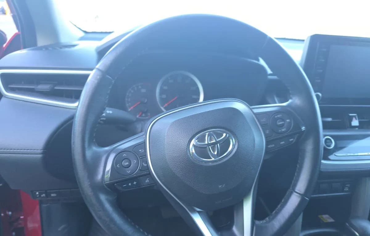 2022 TOYOTA COROLLA CROSS LE 7