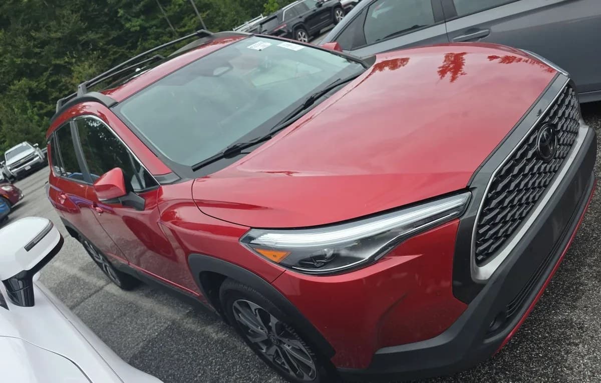 2023 TOYOTA COROLLA CROSS XLE 4