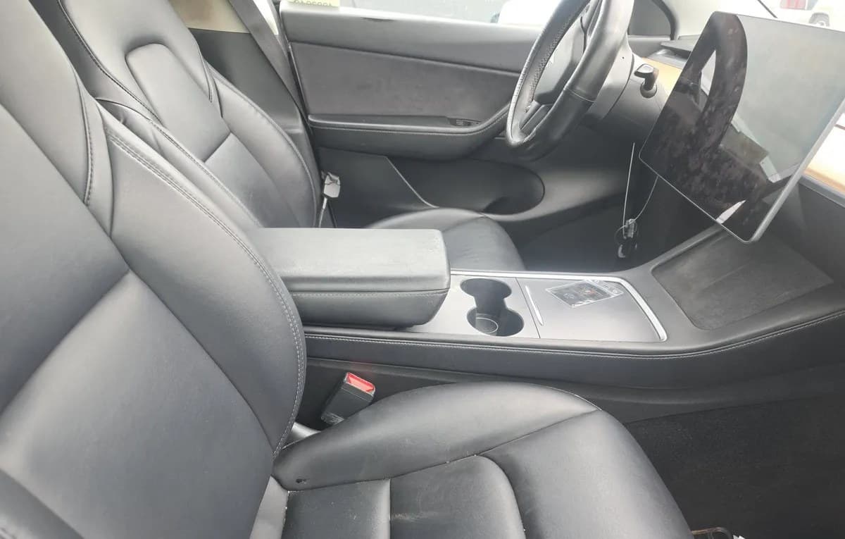 2022 TESLA MODEL Y LONG Range 5