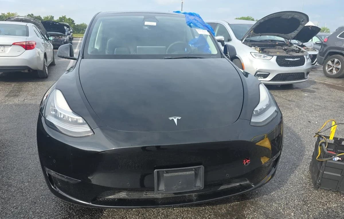 2022 TESLA MODEL Y LONG Range 3