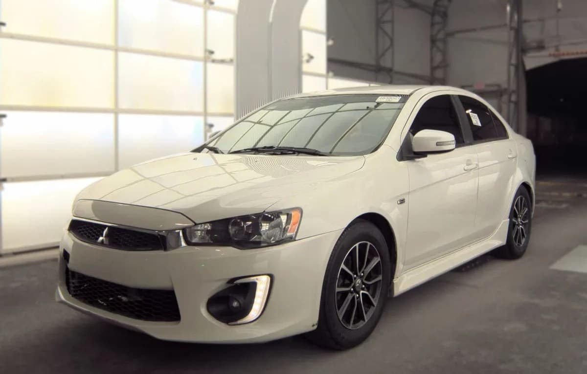 2017 MITSUBISHI LANCER LE 2