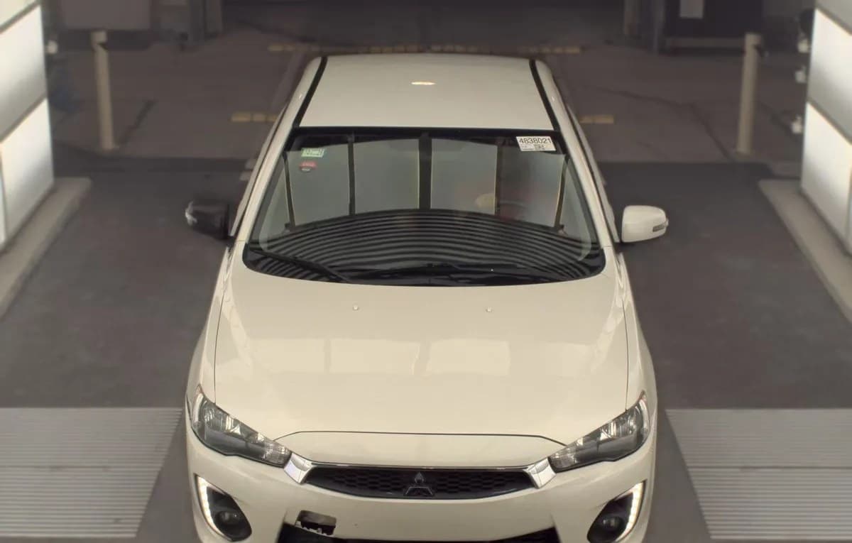 2017 MITSUBISHI LANCER LE 3