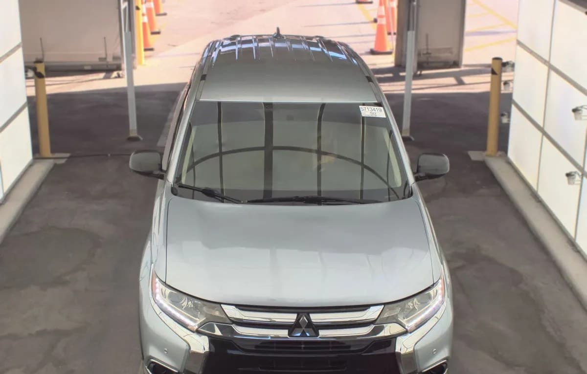 2017 MITSUBISHI OUTLANDER ES 3
