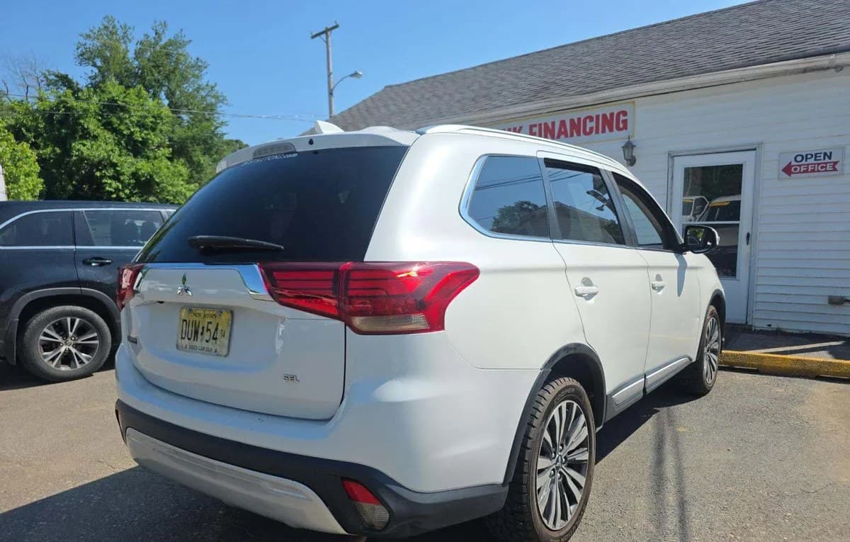 2020 MITSUBISHI OUTLANDER SEL 4