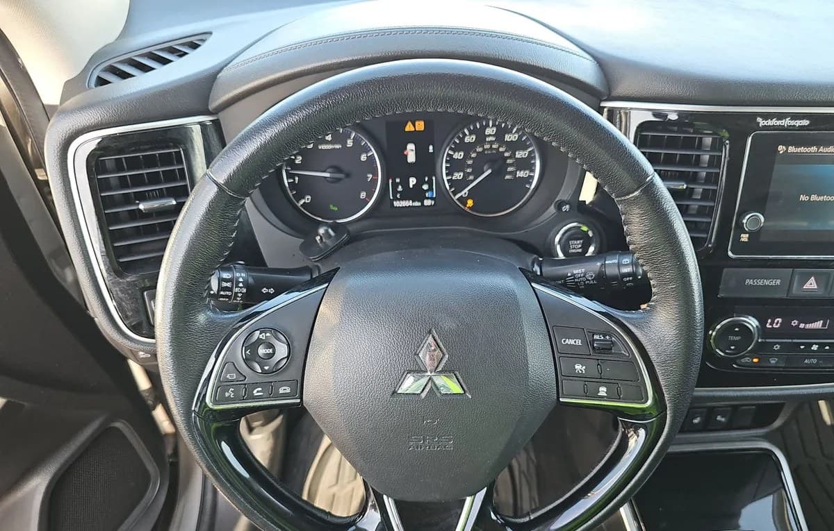 2018 MITSUBISHI OUTLANDER SEL 7