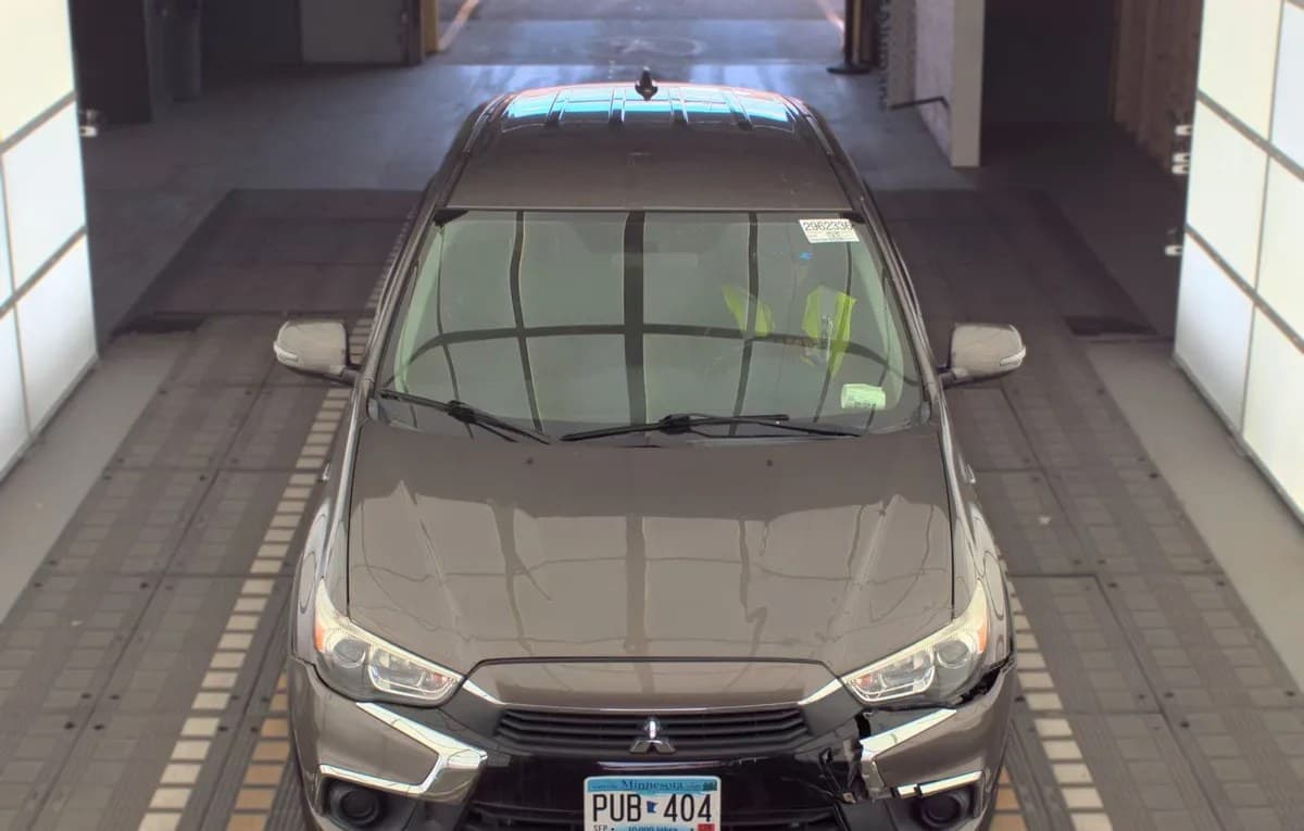 2017 MITSUBISHI OUTLANDER SPORT LE 2