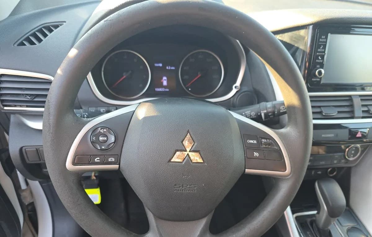 2020 MITSUBISHI ECLIPSE CROSS ES 7