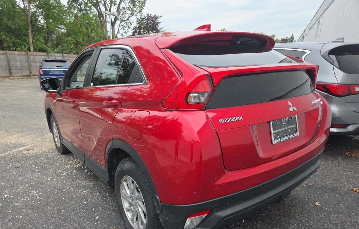 2019 MITSUBISHI ECLIPSE CROSS ES 2