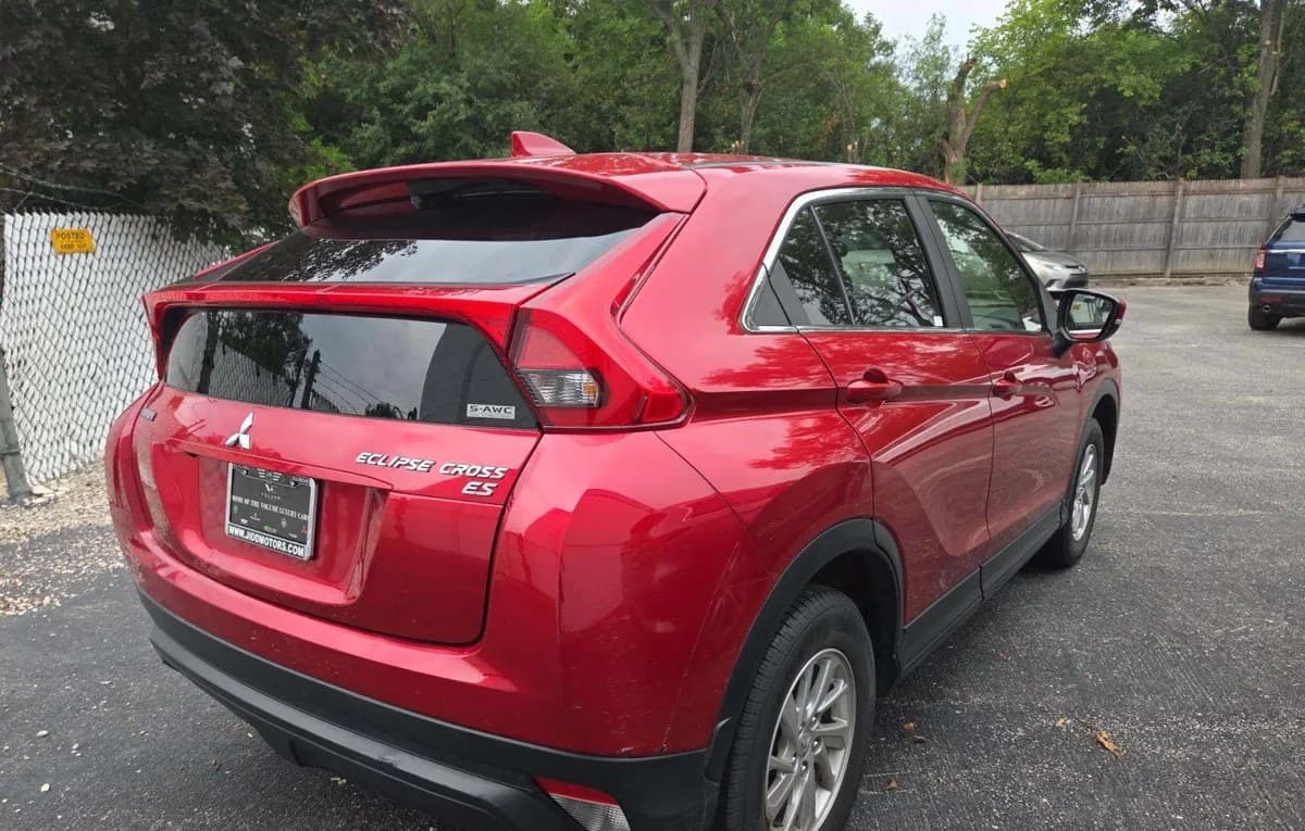 2019 MITSUBISHI ECLIPSE CROSS ES 3