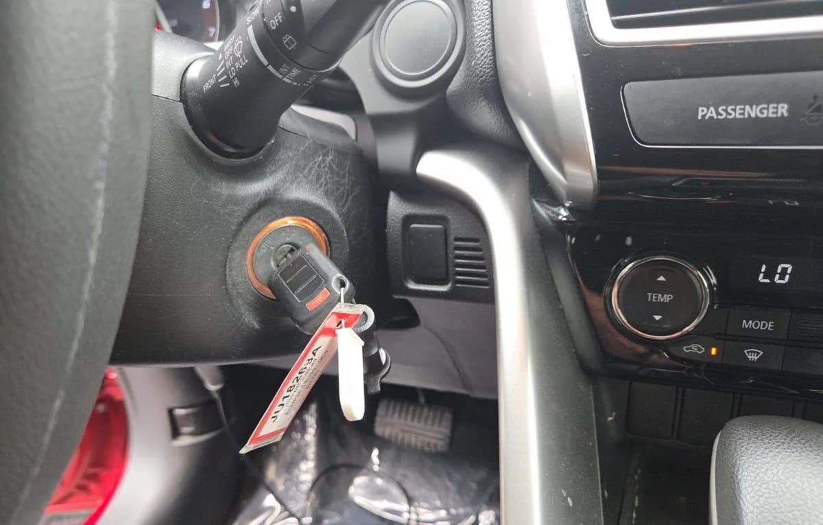 2019 MITSUBISHI ECLIPSE CROSS ES 4