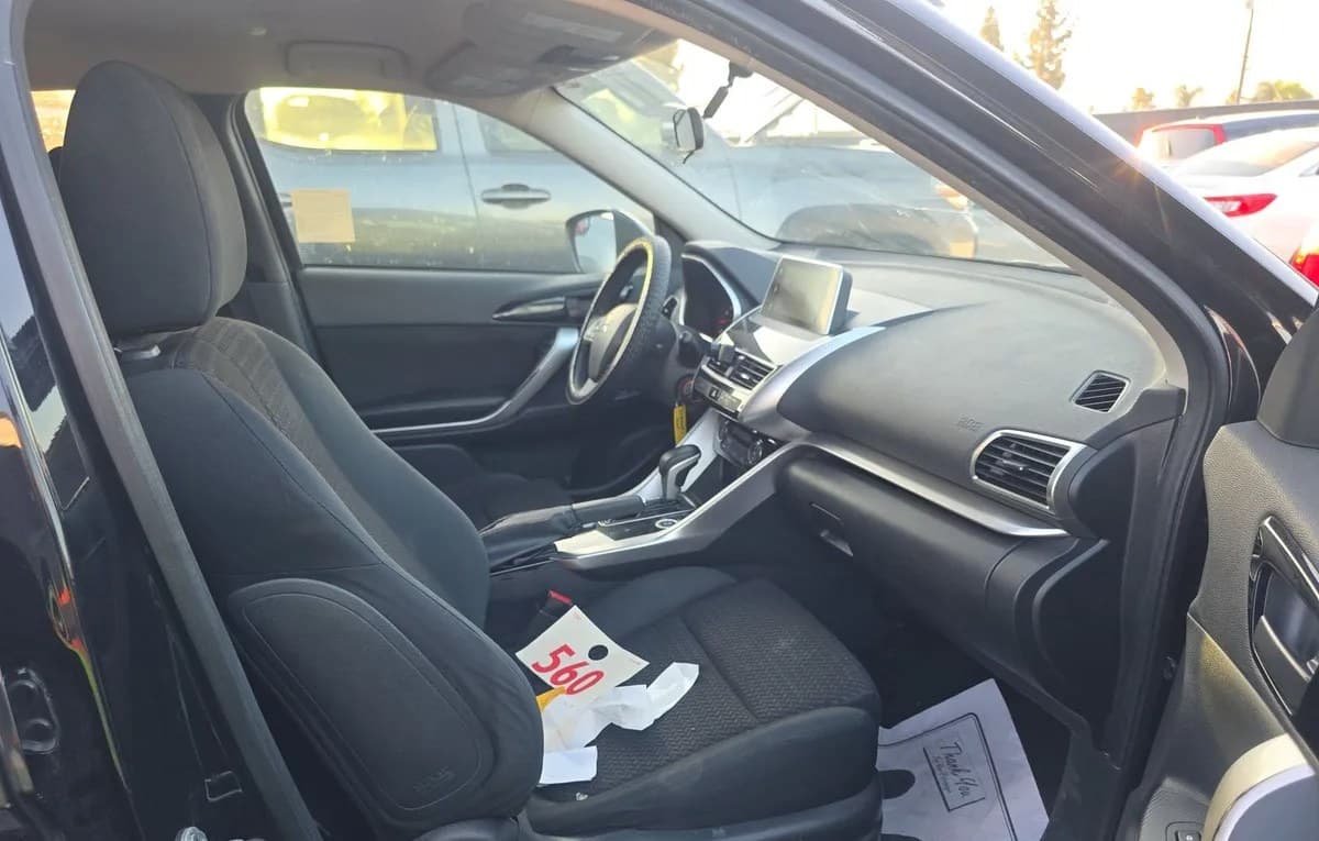 2018 MITSUBISHI ECLIPSE CROSS LE 5
