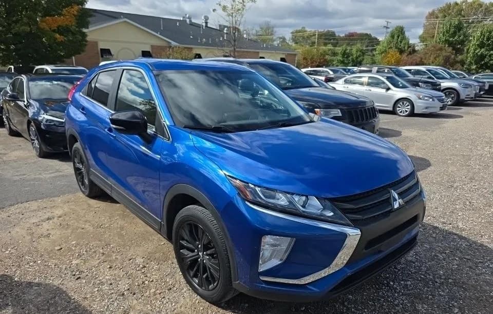 2020 MITSUBISHI ECLIPSE CROSS LE 4