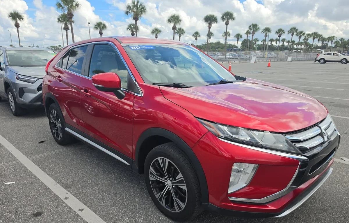 2019 MITSUBISHI ECLIPSE CROSS SE 3