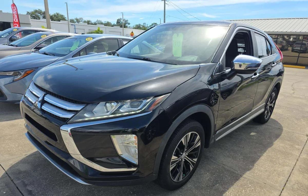 2018 MITSUBISHI ECLIPSE CROSS SE 2